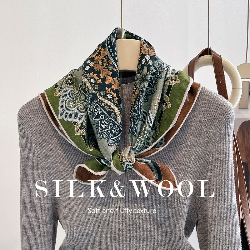 Central Compass Perski Kwadrat – Shawl Wrap Winter recenzja i cena