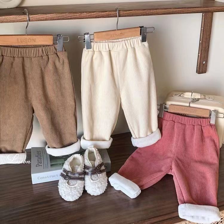 Jesienno-zimowe ubrania dzieci – Corduroy Pant Warm recenzja i cena